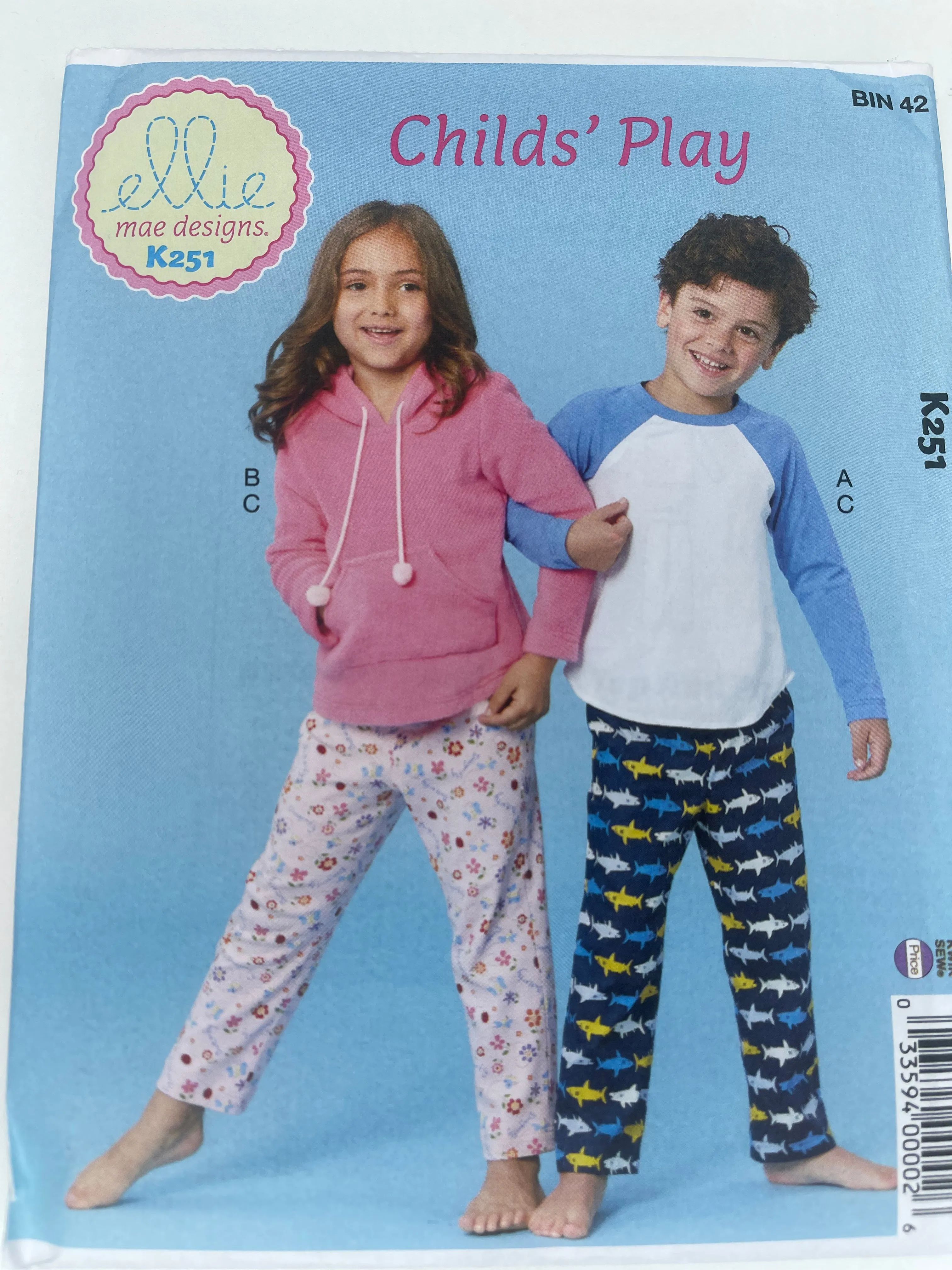 Kwik Sew KIDS Girls' and Boys' top & pants K251