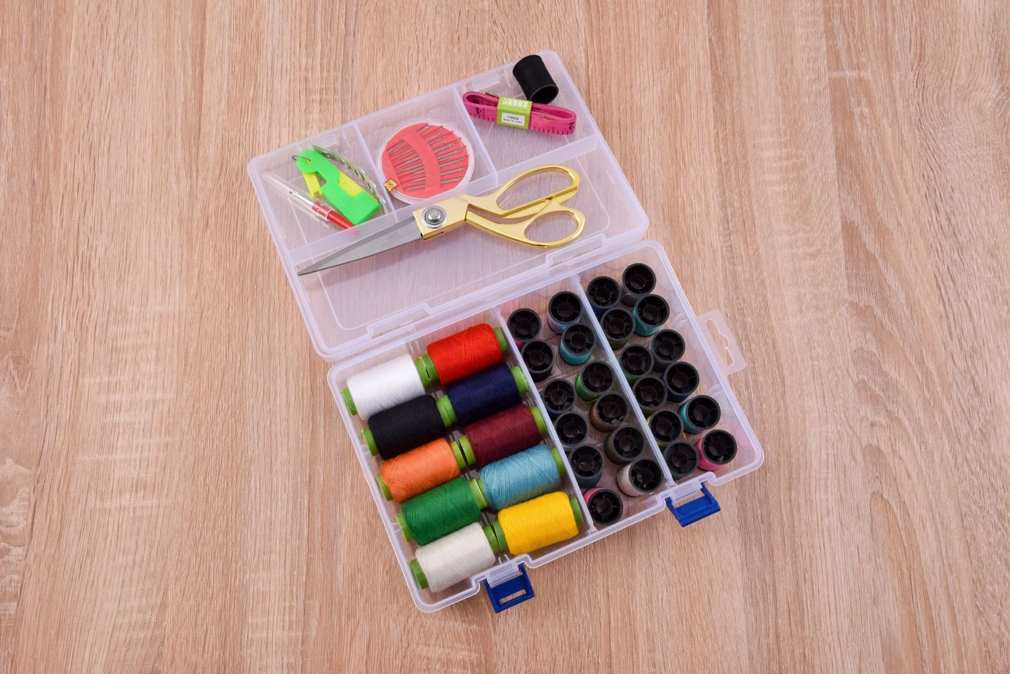 Sewing Set (44 Pieces )